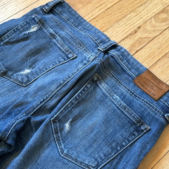 LUCKY Brand Jeans - Picture 2 of 11